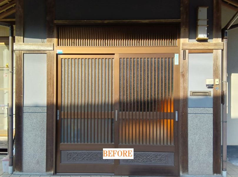 FGネクストの玄関引戸＆勝手口ドアの交換（尾道市）の施工前の写真1