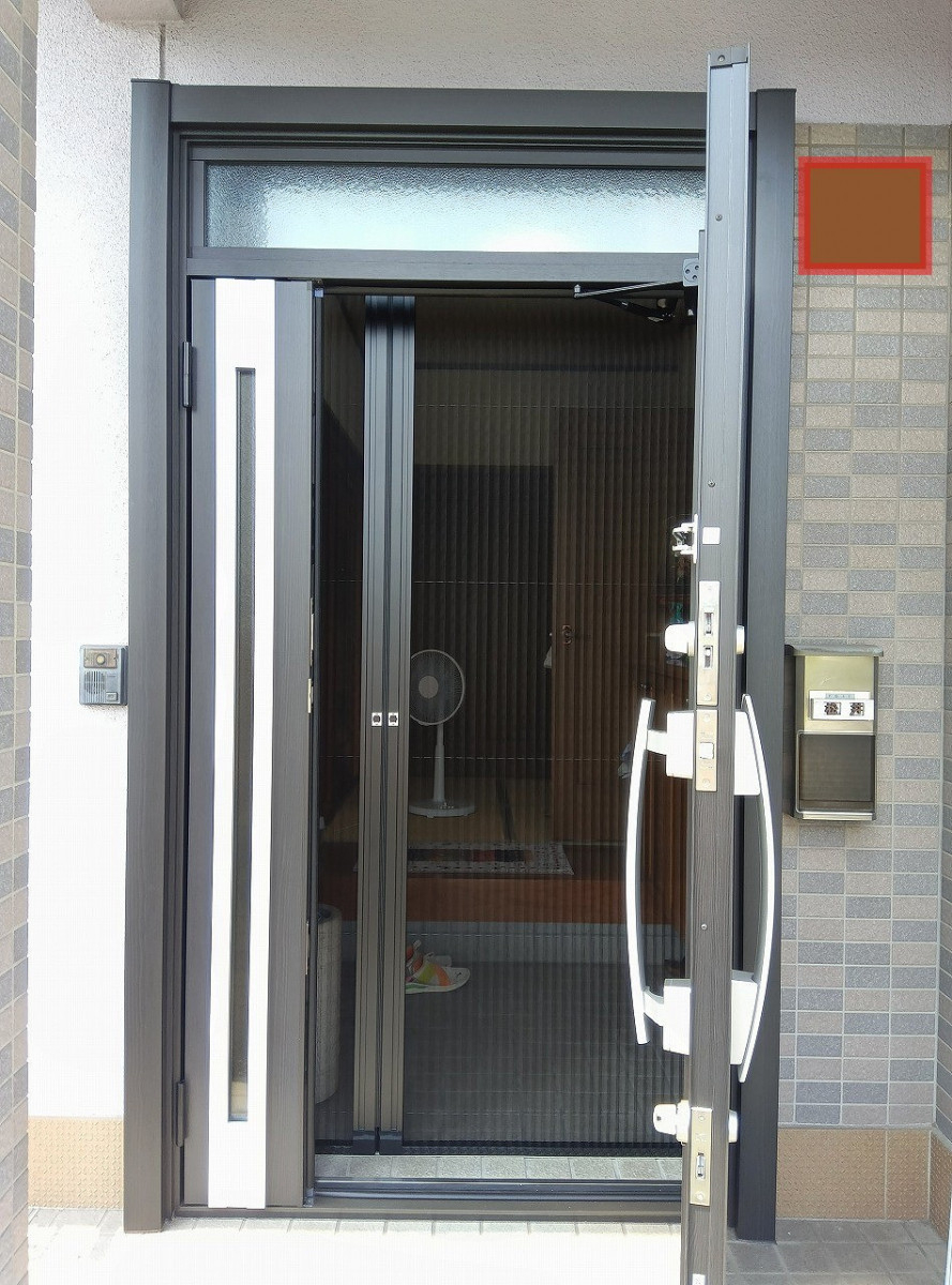 FGネクストの玄関リフォームで「鍵が回らない・換気できない」悩みを解決！福山の施工事例をご紹介の施工後の写真2