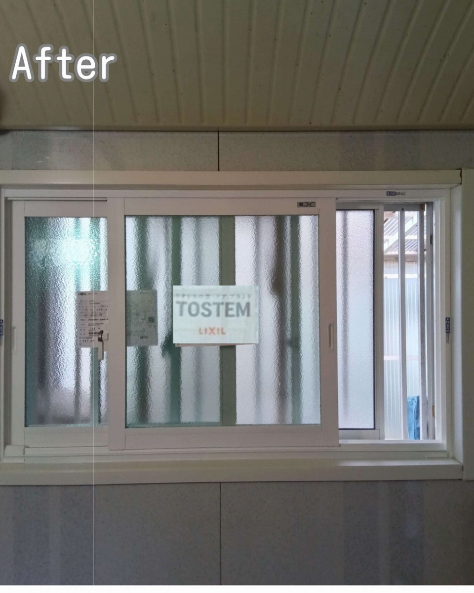 FGネクストの【施工事例・福山】脱衣所・トイレのルーバー窓を縦すべり窓に交換＋浴室に内窓を設置した事例の施工後の写真2