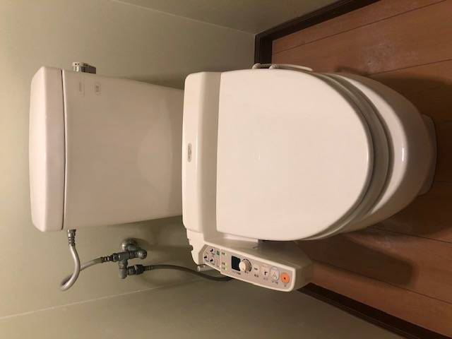 ホテイヤトーヨー住器のこだわりのくつろぎ空間に大変身！フチなしトイレでお掃除もラクラク！│トイレ│栃木県│真岡市│の施工前の写真1