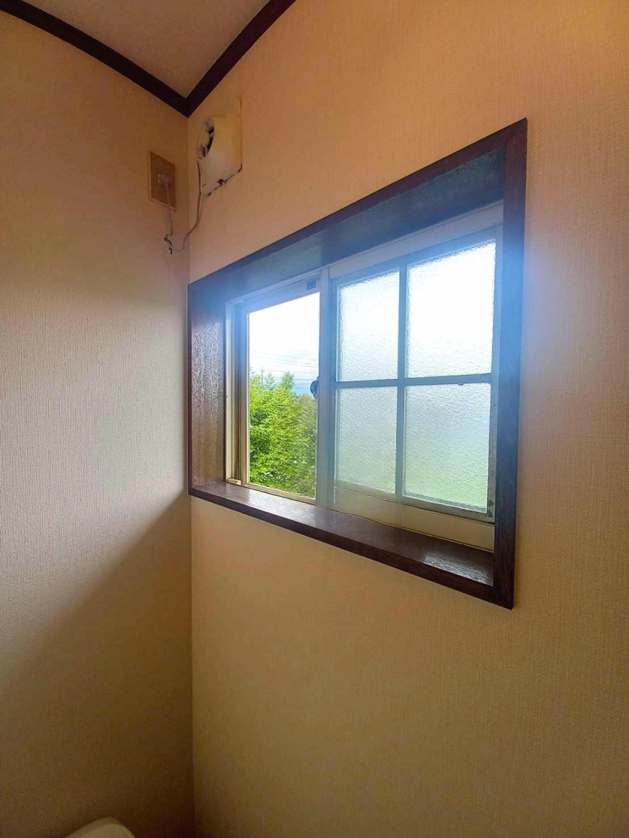 ホテイヤトーヨー住器の【那須塩原市】〈補助金対象商品〉ガラスで変わる⁉内窓の性能…の施工前の写真2