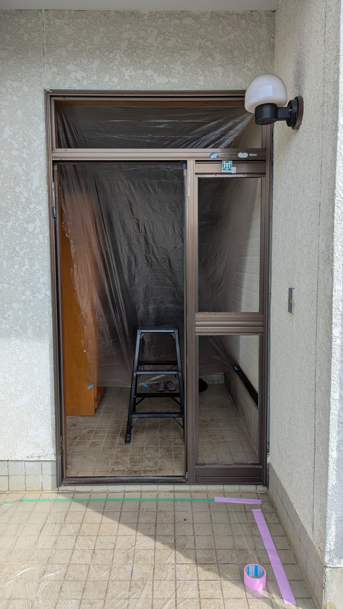 ホテイヤトーヨー住器の【益子町】鍵のトラブル解消!快適さと安全性を両立した玄関ドアリフォームの施工前の写真2