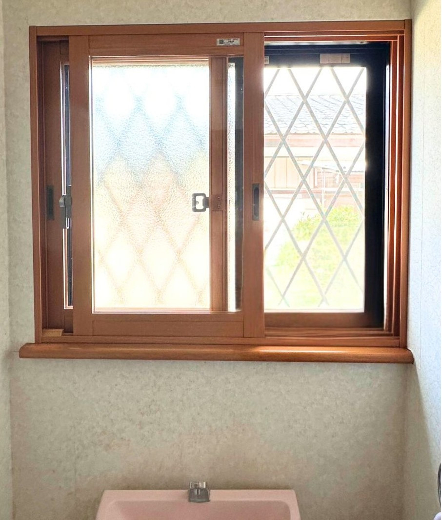 ホテイヤトーヨー住器の【芳賀郡益子町】冬のトイレ、寒さにお困りではありませんか？ヒートショックの危険はトイレにも!!の施工後の写真1