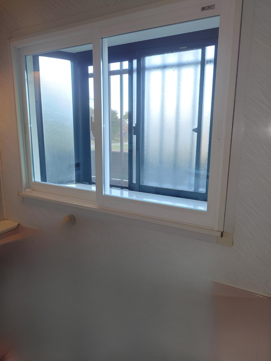 ホテイヤトーヨー住器の【真岡市】浴室のヒートショック対策！温度差をなくす窓リフォームは家族への健康投資！の施工後の写真1