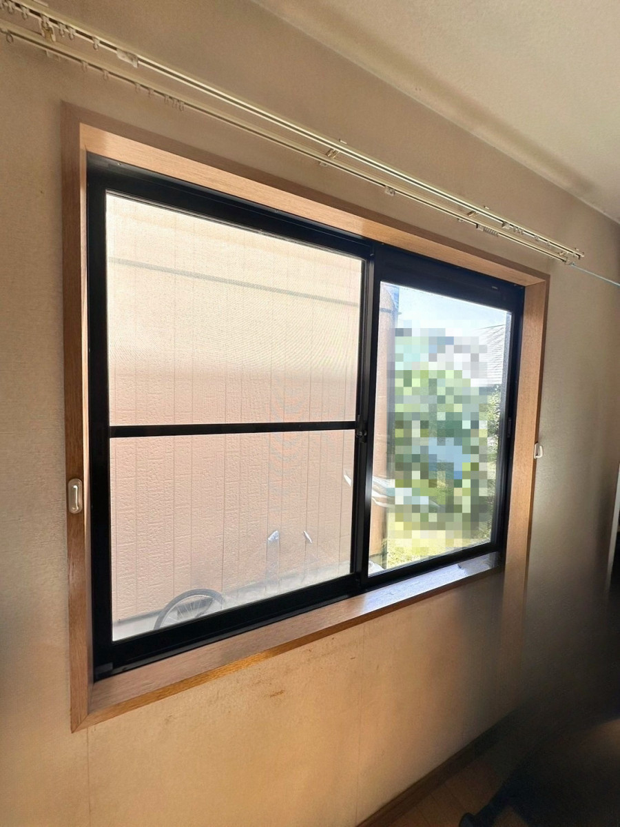 ホテイヤトーヨー住器の【鹿沼市】〈補助金対象商品〉窓からの冷気に悩むご家庭へ。内窓でここまで変わる！の施工前の写真2