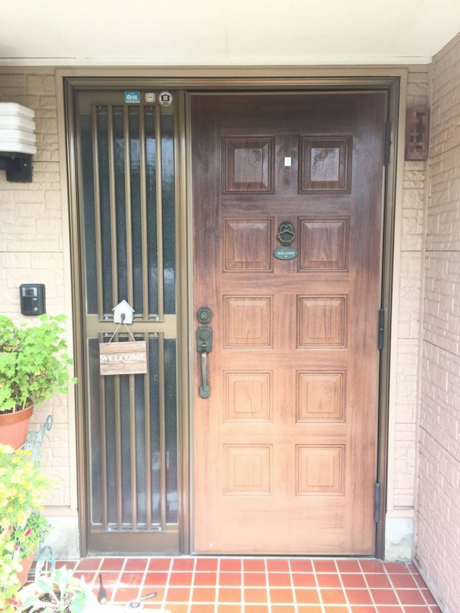 オーケンズのリシェントで素早くオシャレな玄関にしてみませんか？？｜オーケンズ｜栗東市の施工前の写真1