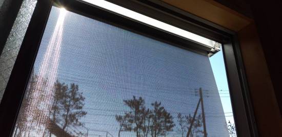 山装 リニューアル事業部の夏の窓　遮熱対策　窓からの暑さを外で防ぎます。施工事例写真1
