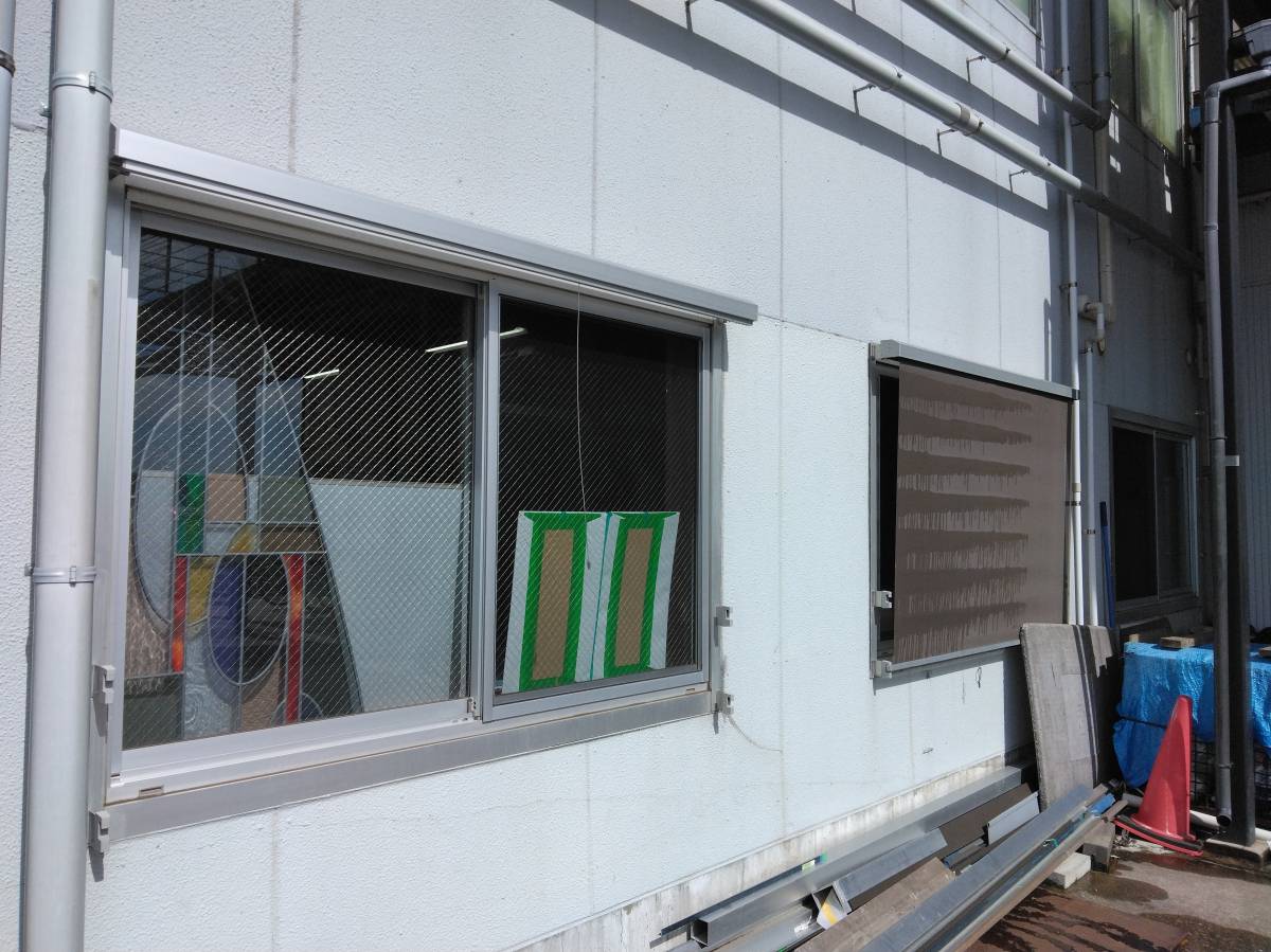 山装 リニューアル事業部の【横浜市　窓の熱さ対策】LIXILスタイルシェードで解決の施工前の写真1