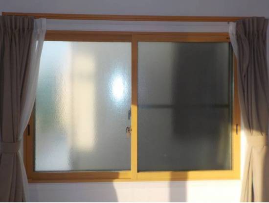 山装 リニューアル事業部の結露の窓をインプラスで解決施工事例写真1