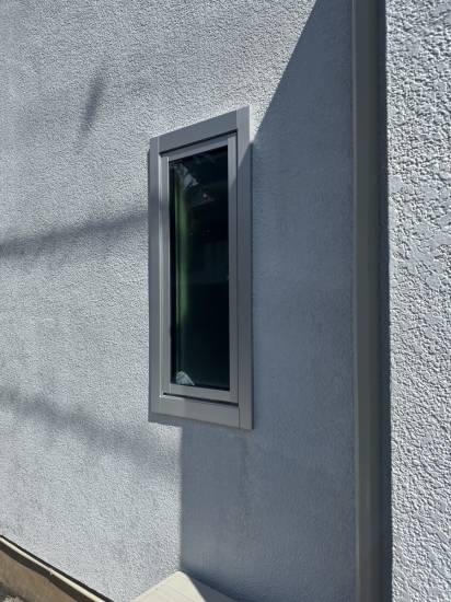 マサキトーヨー住器の窓交換『カバー工法 リプラス』施工事例写真1