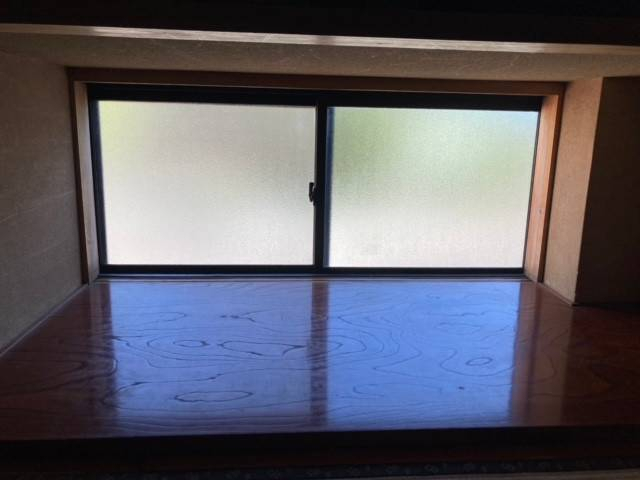 マサキトーヨー住器の短時間でこんなところにも内窓がつけられますの施工前の写真1