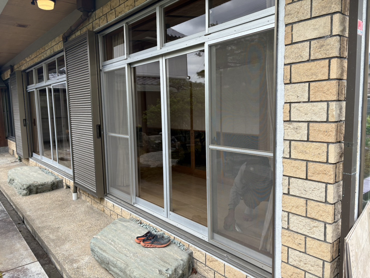 海南トーヨー住器の補助金活用！外窓断熱工事リプラス（和歌山市）の施工前の写真1