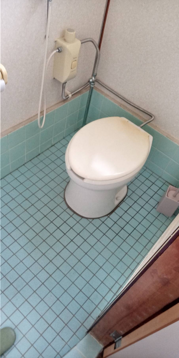 海南トーヨー住器のトイレ改修工事トイレーナR(海南市)の施工前の写真1
