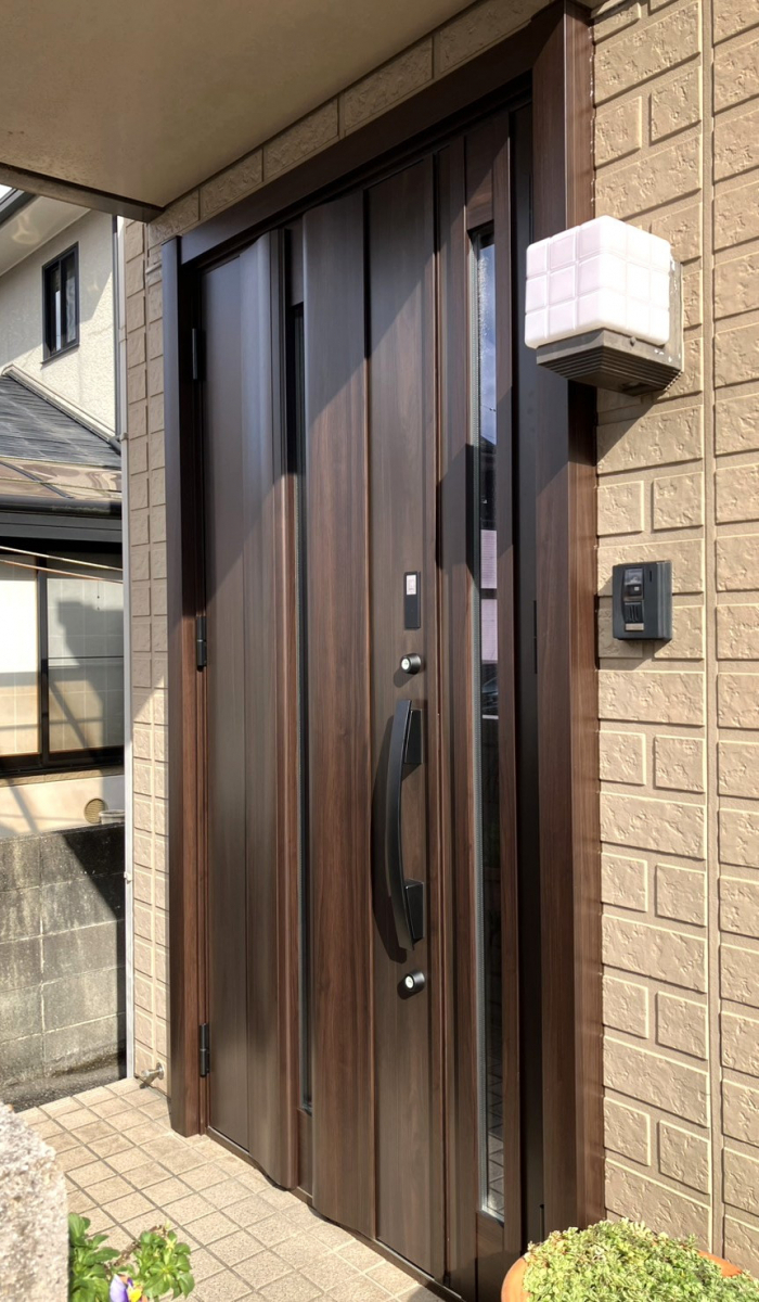 海南トーヨー住器の玄関リフォームで毎日が快適🛠️💡海南市の施工事例の施工後の写真1