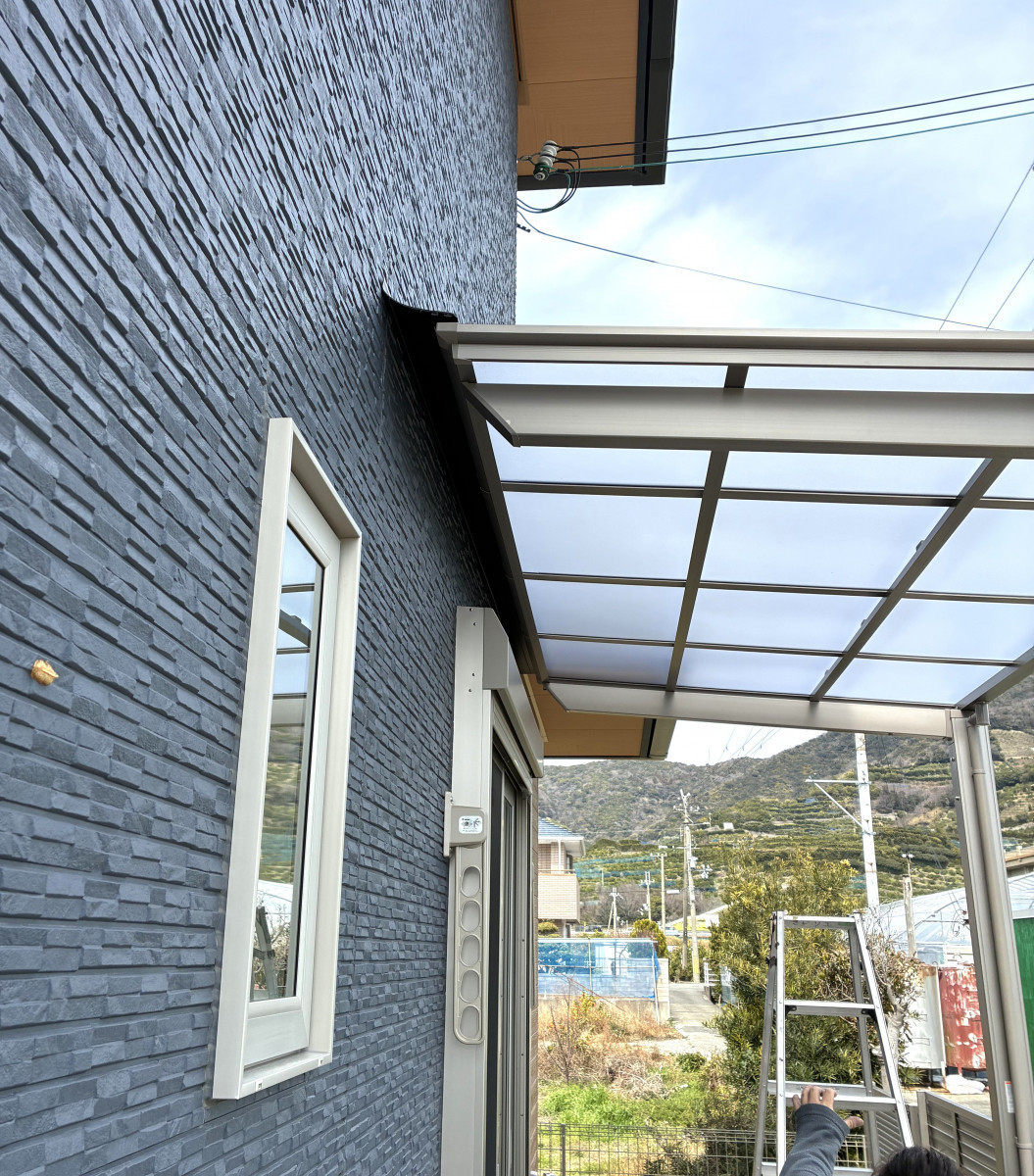 海南トーヨー住器の日差しと雨対策に！フーゴFテラスで暮らしが快適に😊🍃の施工後の写真2