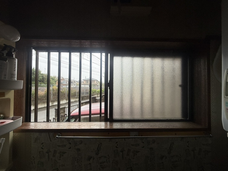 藤野トーヨー住器 市原の『千葉県市原市』内窓（インプラス）取付工事②の施工前の写真3