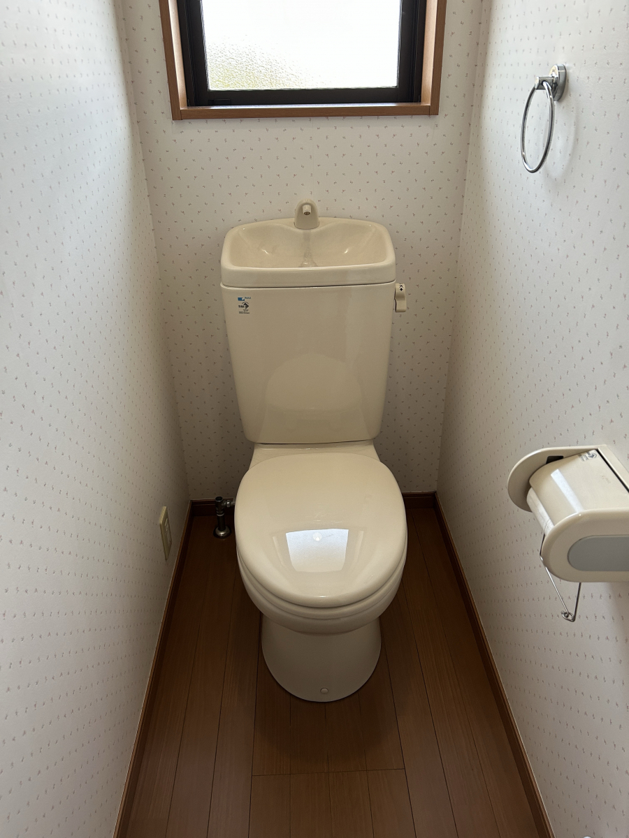 藤野トーヨー住器 市原の『千葉県木更津市』補助金活用！トイレリフォームの施工前の写真1