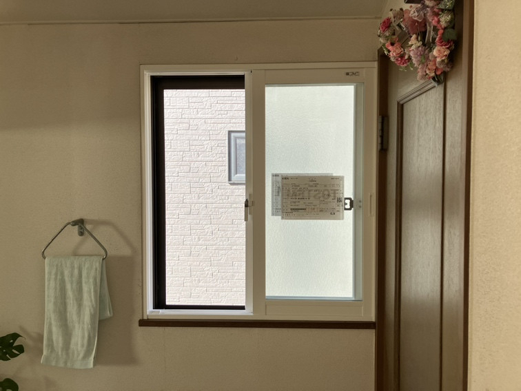 藤野トーヨー住器 市原の『千葉県市原市』補助金活用✦インプラス設置工事③　全部の窓に内窓設置しましたの施工後の写真3