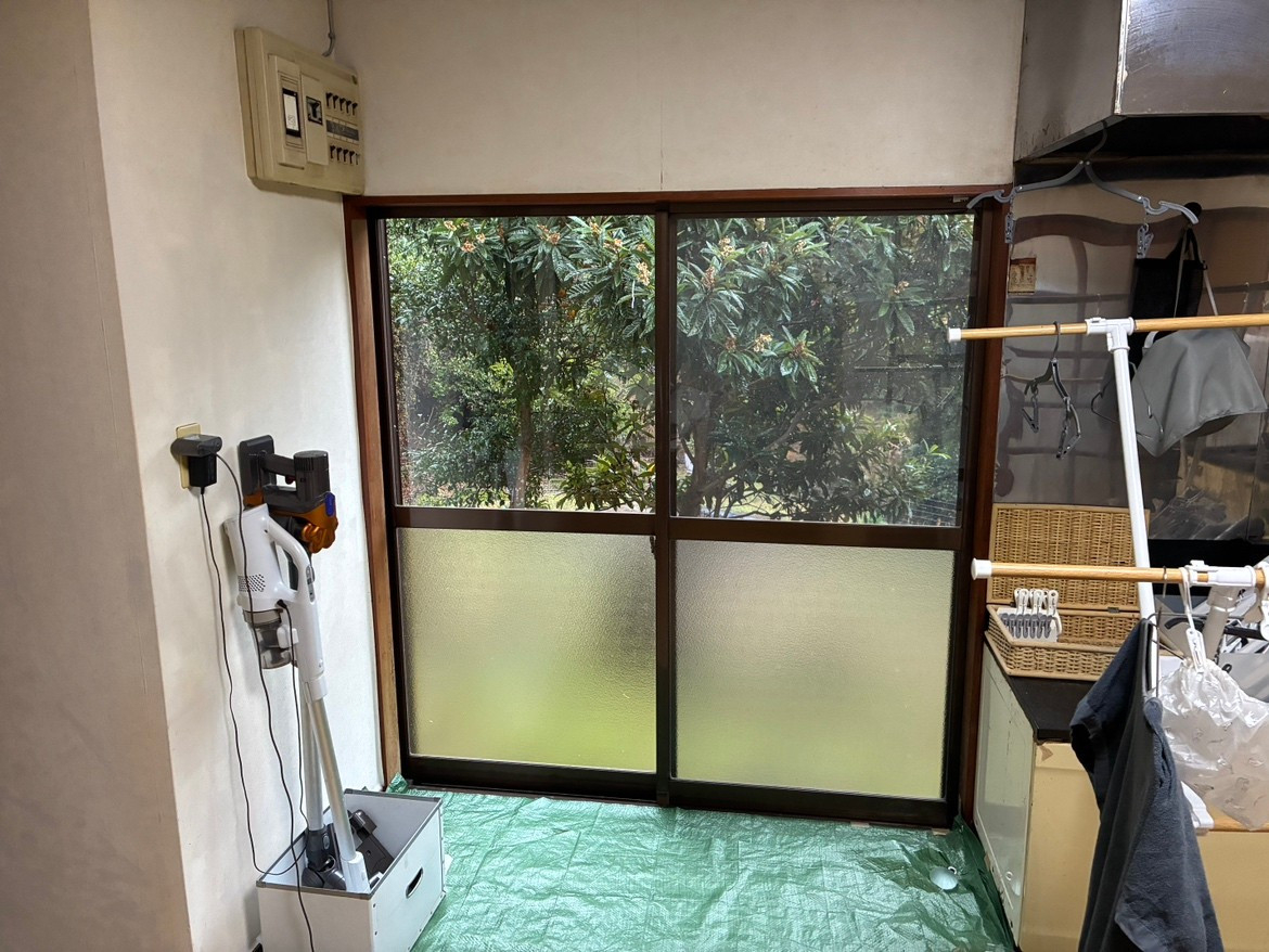 藤野トーヨー住器 市原の『千葉県富津市』内窓リフォーム☆ＬＩＸＩＬインプラスの施工前の写真2